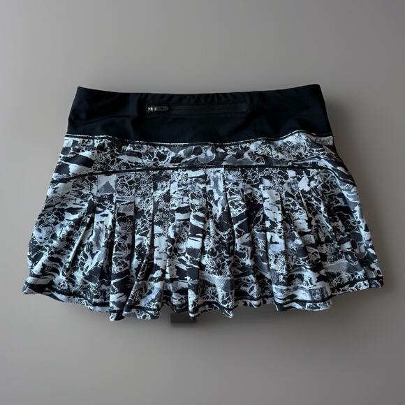 Lululemon Circuit Breaker Skirt 4 White Black Sportswear Athleisure Tennis - Picture 1 of 7